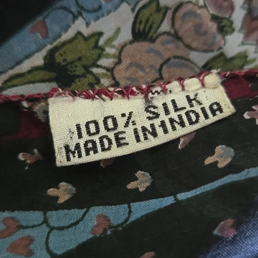 VINTAGE Oversized Indian Silk Shawl Scarf